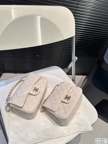 Chain Classic Bag